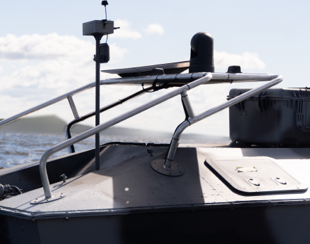 Onboard repeater of the Katran X3 USV